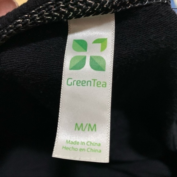 GreenTea The Snuggle Is Real Heavyweight Top - Picture 4 of 5